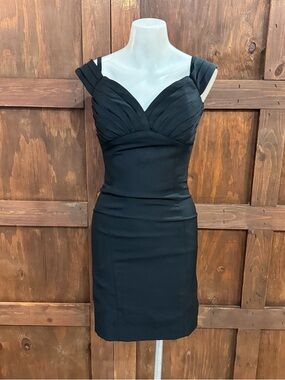 Gillia Black Pleated Sweetheart Mini Dress